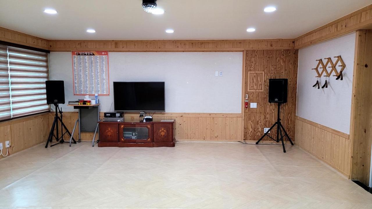 Rg Pension Hadong Екстер'єр фото